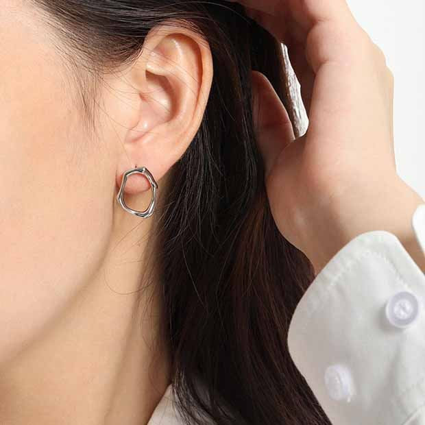 Elegant Circle Earrings